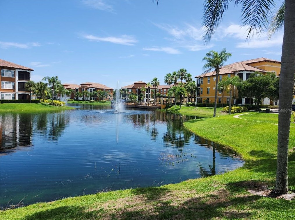 8377 38th St Cir E #308, Sarasota, FL 34243