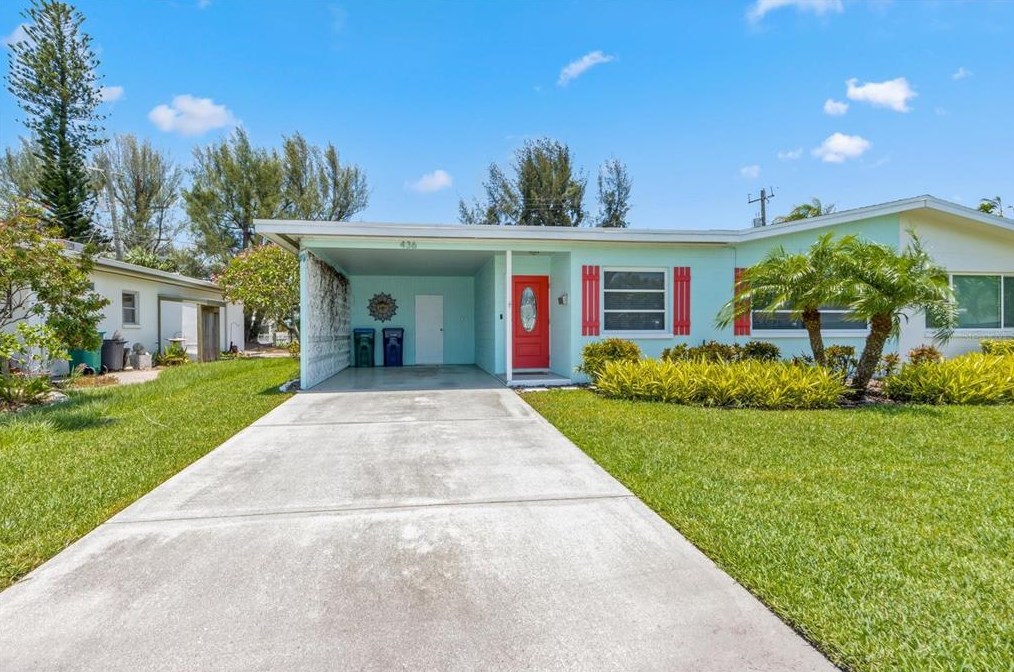 436 62nd St, Holmes Beach, FL 34217