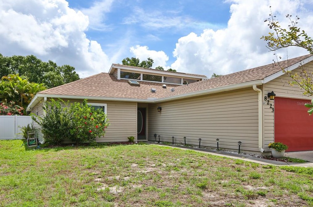 8223 Country Oaks Ct, Sarasota, FL 34243