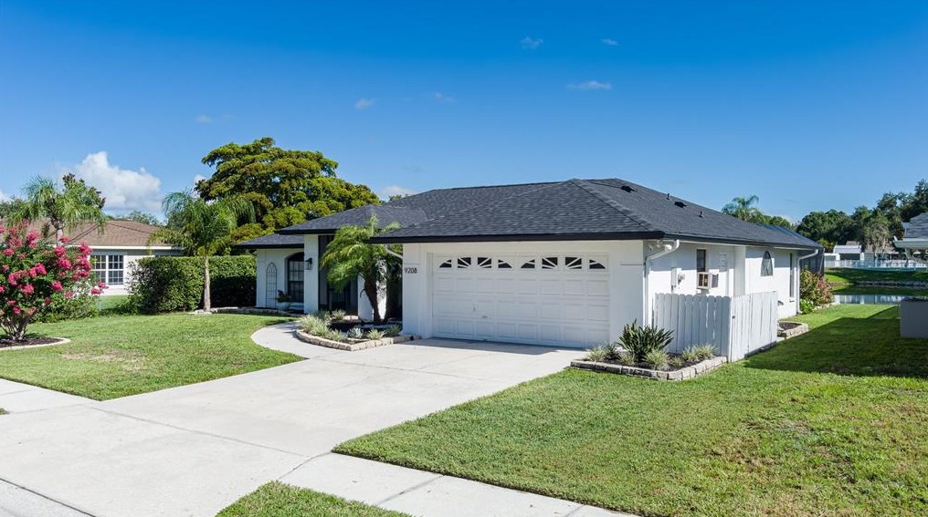 9208 29th St E, Parrish, FL 34219