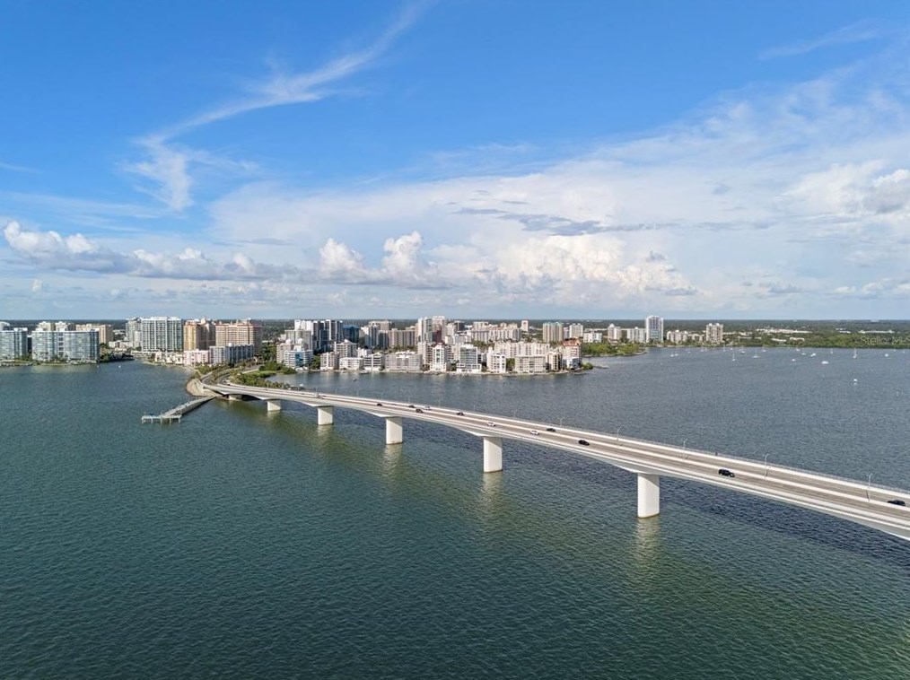 306 Golden Gate Point #7, Sarasota, FL 34236