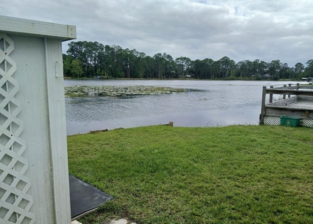 94 Eagle Point S, Osteen, FL 32764