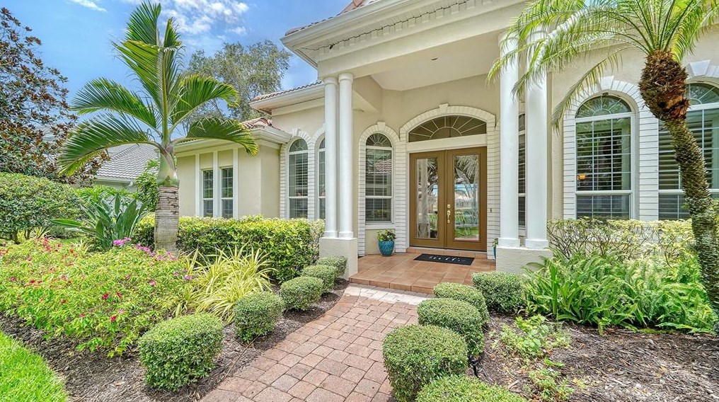 9031 Wildlife Loop, Sarasota, FL 34238