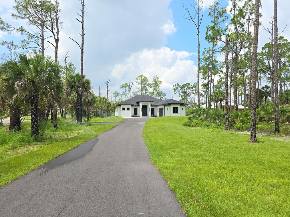 3568 14th Ave, Naples, FL 34117-5600
