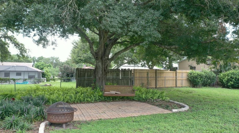 4999 Camus St, Sarasota, FL 34232