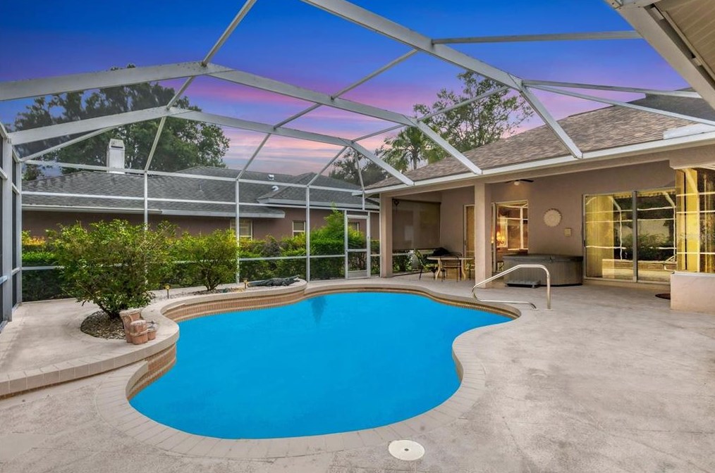 4685 Country Manor Dr, Sarasota, FL 34233