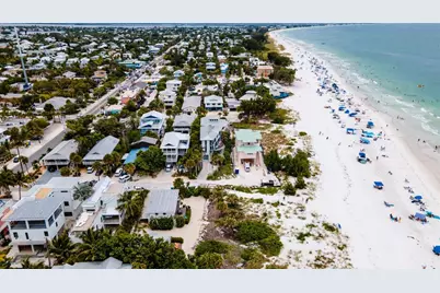 107 Elm Avenue, Anna Maria, FL 34216 - Photo 52