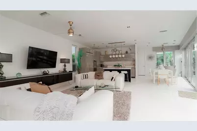 107 Elm Avenue, Anna Maria, FL 34216 - Photo 8
