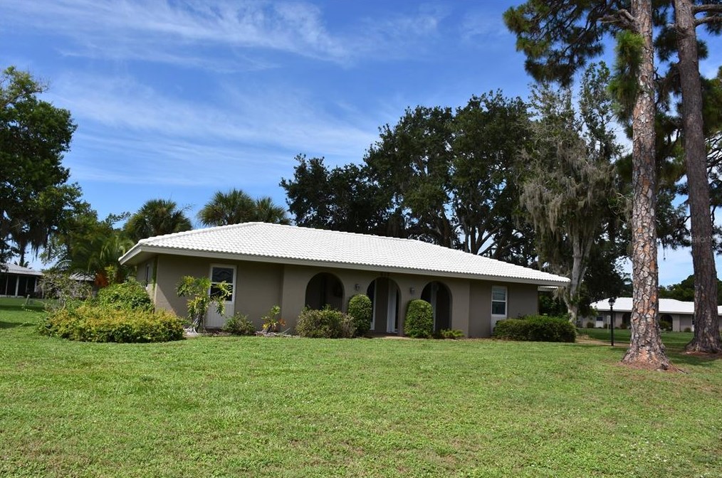 619 Rubens Dr, Nokomis, FL 34275