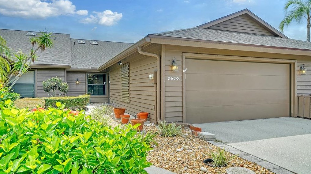 5803 Merion Way, Sarasota, FL 34243