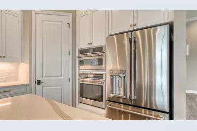 10629 Nicklaus Court, Englewood, FL 34223 - Photo 18