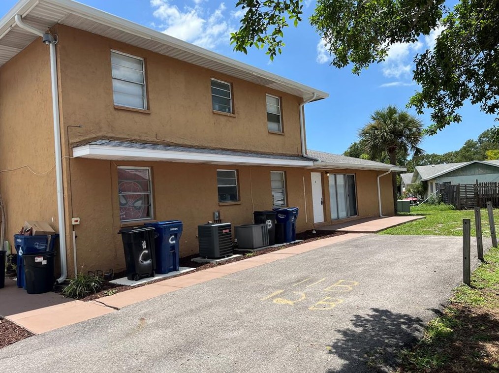 4510 67th St W Apt B, Bradenton, FL
