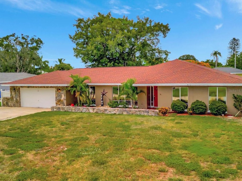 7710 16th Ave, Bradenton, FL 34209-1021