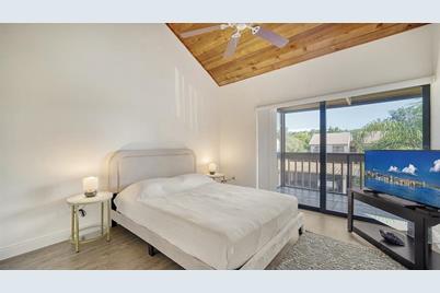 3017 Willow Green #18, Sarasota, FL 34235 - Photo 8