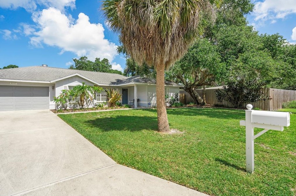 3095 Woodpine Cir, Sarasota, FL 34231