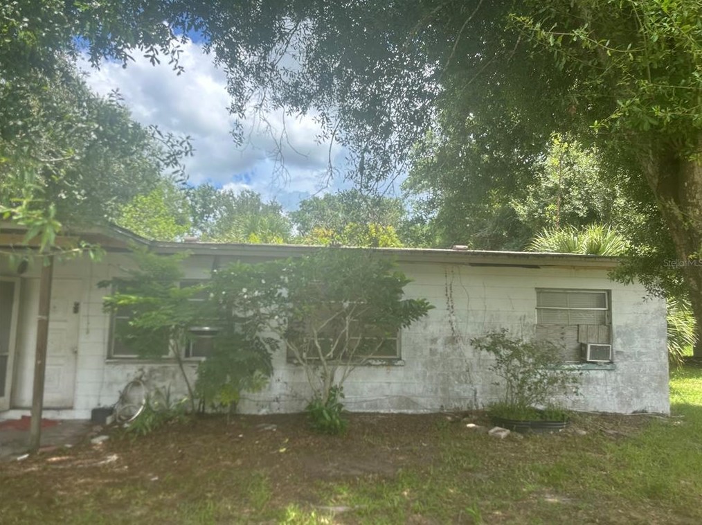 208 N Roger Ave, Arcadia, FL 34266