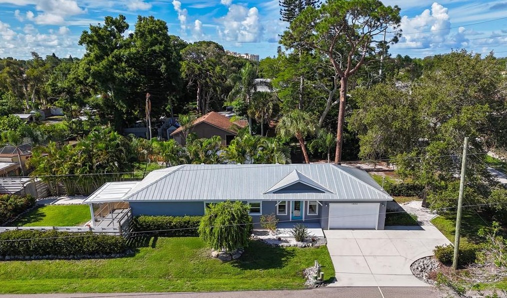 1802 Bayonne St, Sarasota, FL 34231