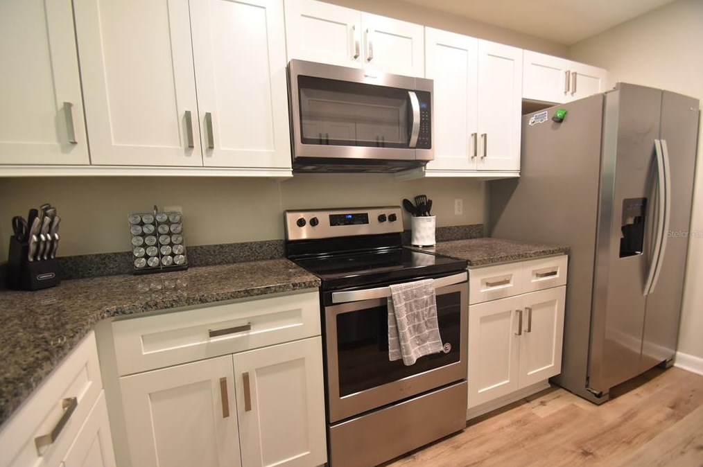 1720 Glenhouse Dr #gl427, Sarasota, FL 34231