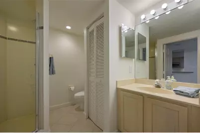 1260 Dolphin Bay Way #203, Sarasota, FL 34242 - Photo 26