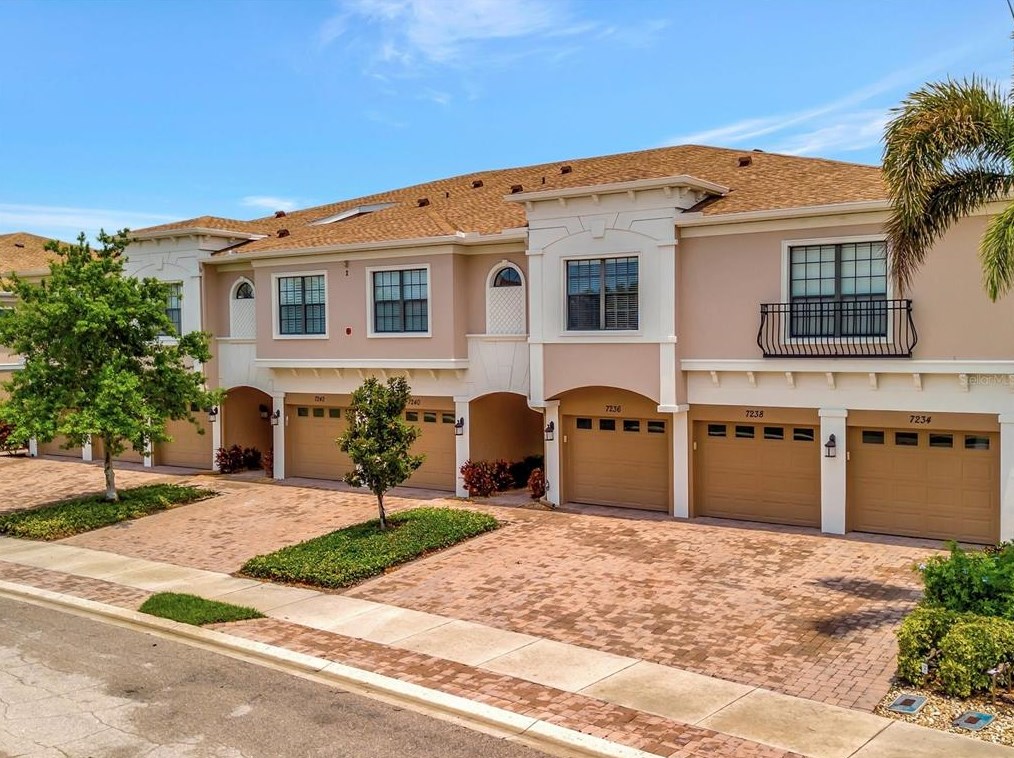 7236 Hamilton Rd, Bradenton, FL 34209-5886