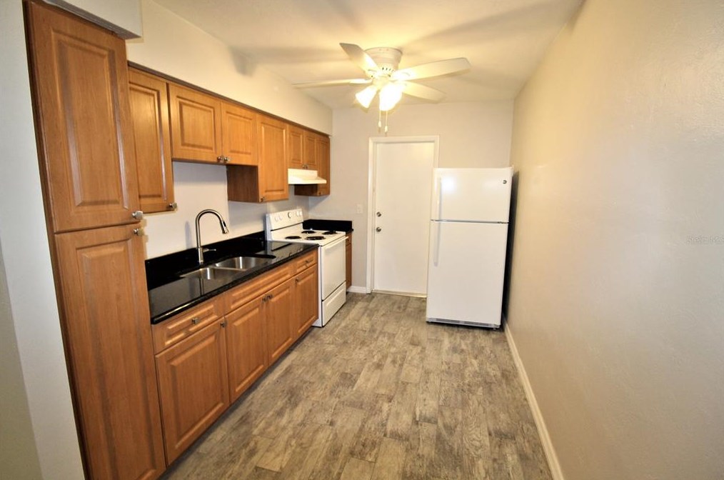 6385 Gateway Ave, Sarasota, FL 34231
