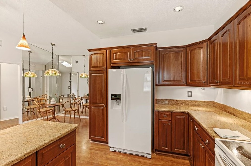 4959 80th Avenue Cir, Sarasota FL  34243-4916 exterior