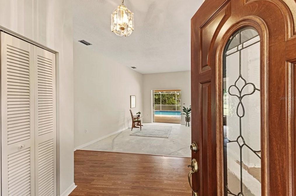 4959 80th Avenue Cir, Sarasota FL  34243-4916 exterior