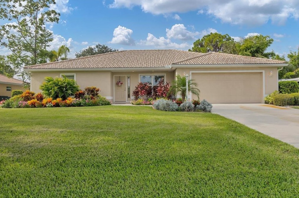 432 N Rossetti Dr, Nokomis, FL 34275