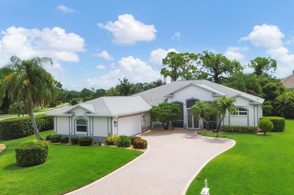 8907 Grey Oaks Ave, Sarasota, FL 34238