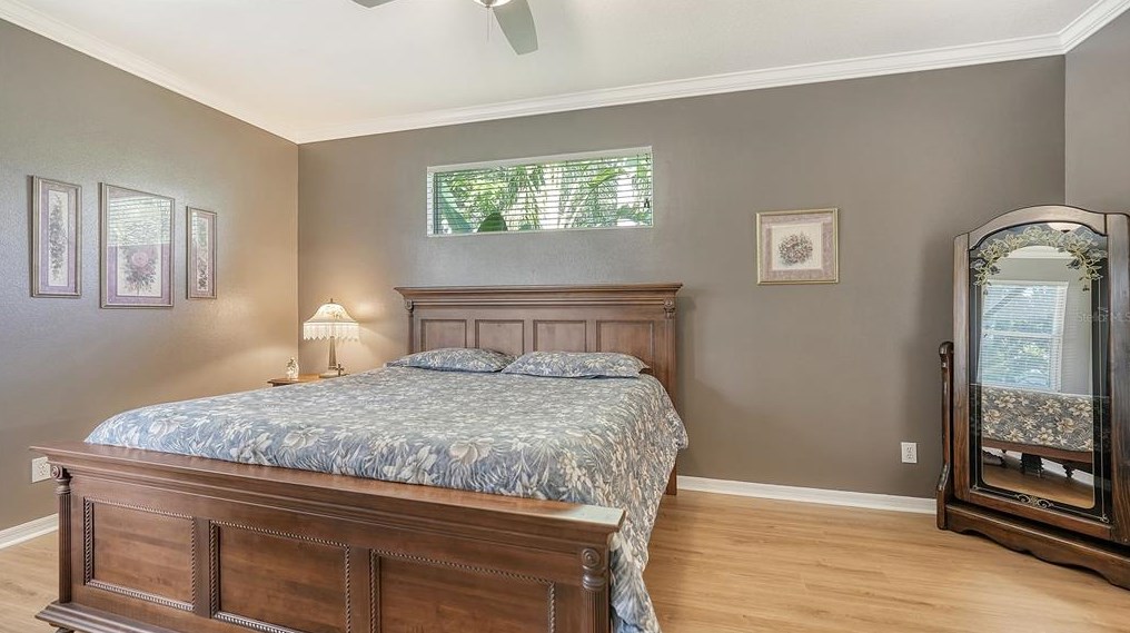 5147 Creekside Trl, Sarasota FL 34243-3879 exterior