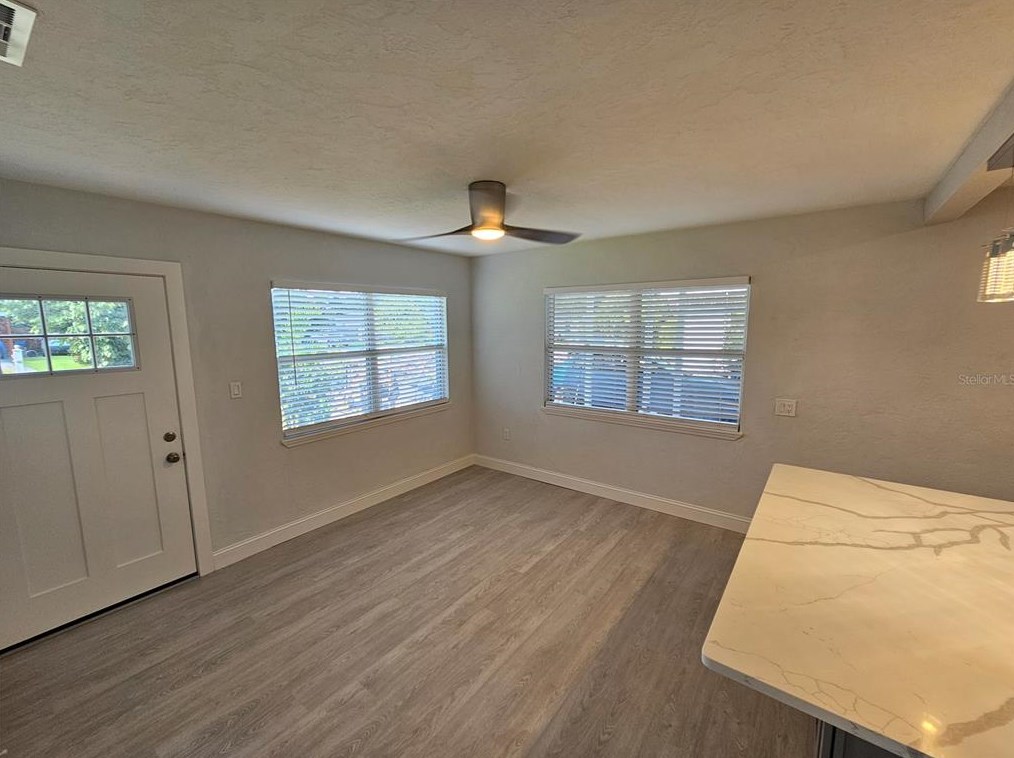 3325 New England St, Sarasota, FL 34231