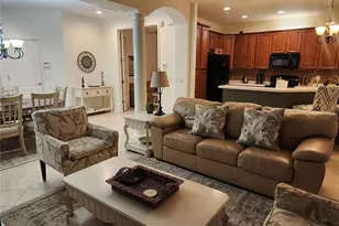 8119 Villa Grande Ct, Sarasota, FL 34243 - Photo 4