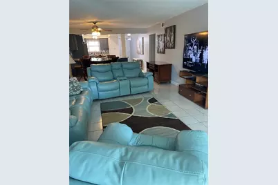 5555 Gulf Boulevard #104, Saint Pete Beach, FL 33706 - Photo 2