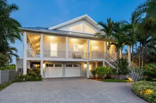 5727 Riegel's Point Rd, Sarasota, FL 34242 - Photo 6