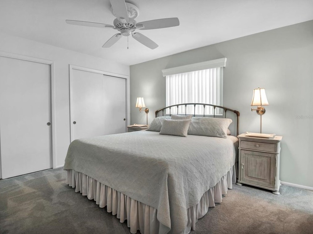 5364 Winewood Dr, Sarasota FL  34232-5625 exterior