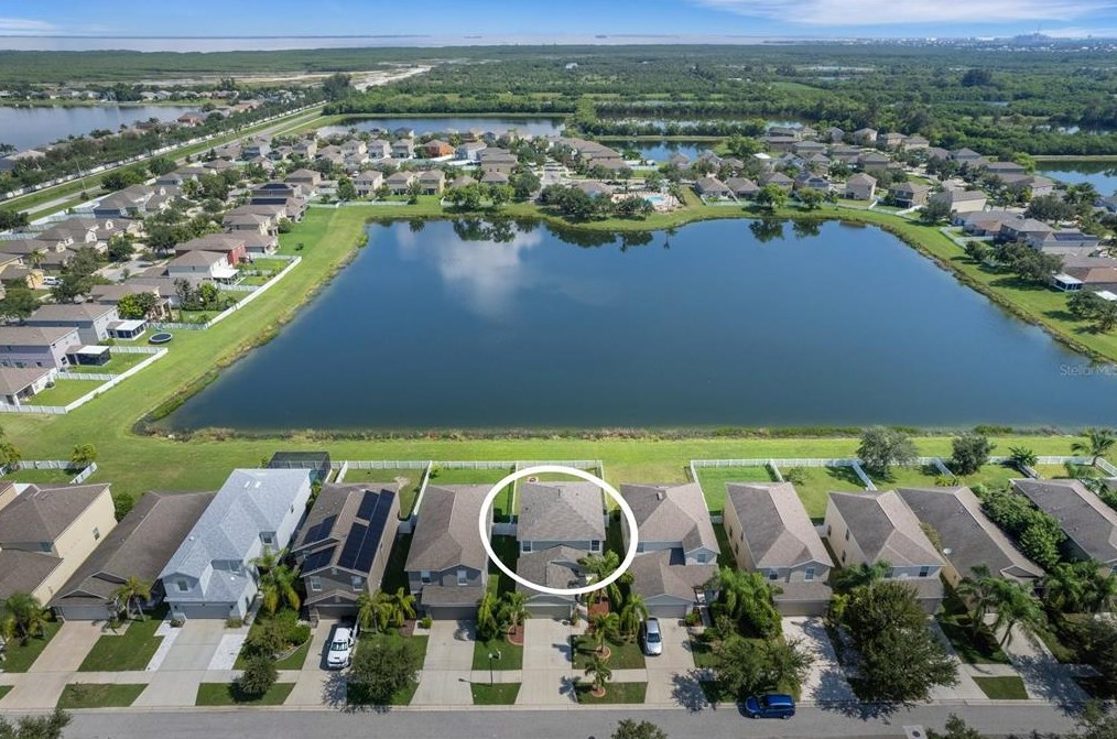 1122 Seminole Sky Dr, Ruskin, FL 33570