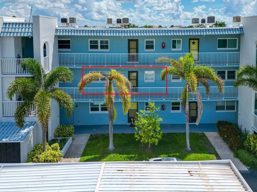 12405 3rd St, Saint Petersburg, FL 33706-4465