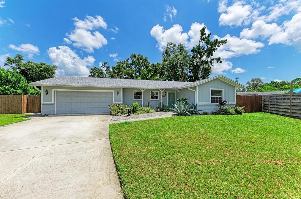 5892 Whistlewood Way, Sarasota, FL 34232