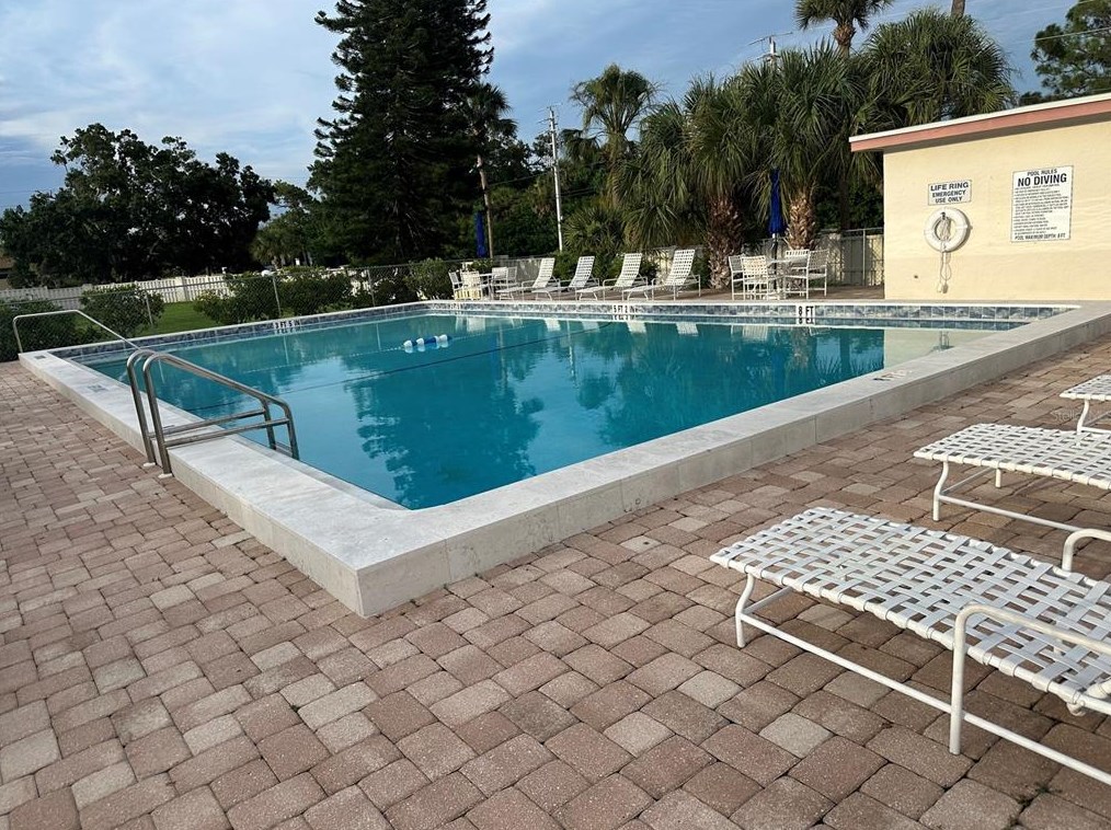 5562 Swift Rd #1, Sarasota, FL 34231
