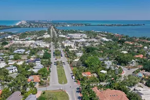 228 Van Buren Dr, Sarasota, FL 34236 - Photo 52