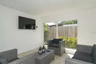 228 Van Buren Dr, Sarasota, FL 34236 - Photo 30