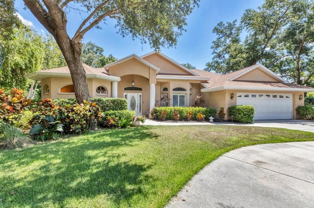 4553 Chimney Creek Dr, Sarasota, FL 34235-1818