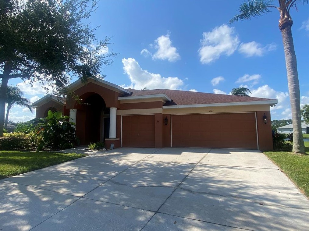 4744 Cayo Costa Pl, Bradenton, FL 34203-3136