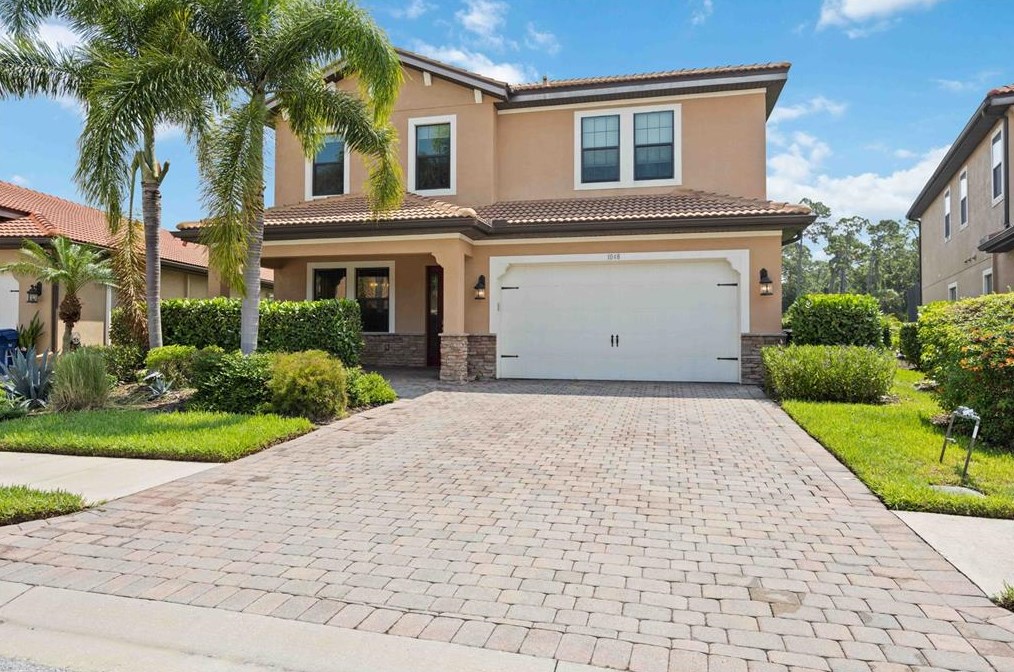 1048 Bradberry Dr, Nokomis, FL 34275