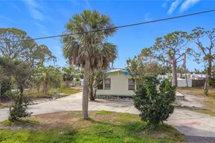 7438 San Casa Dr, Englewood, FL 34224 - Photo 2