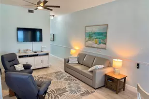 1900 Gulf Dr N, Bradenton Beach, FL 34217 - Photo 8