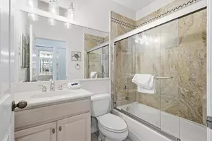 1900 Gulf Dr N, Bradenton Beach, FL 34217 - Photo 34