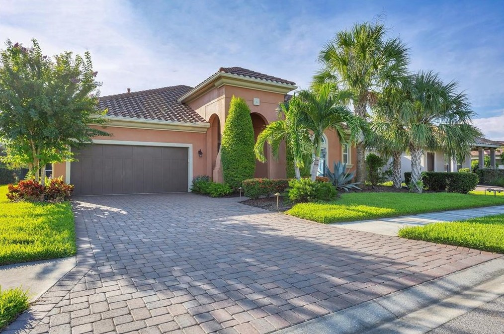 4625 Royal Dornoch Cir, Bradenton, FL 34211-8448