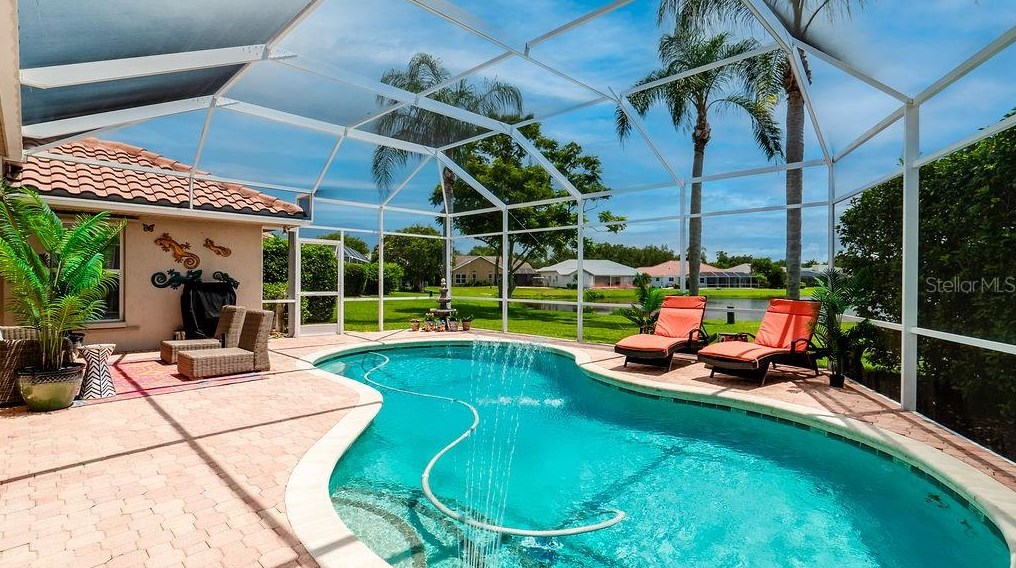 5897 Carriage Dr, Sarasota, FL 34243