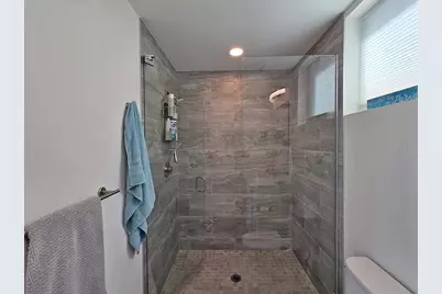 1709 N Tamiami Trail #201, Sarasota, FL 34234 - Photo 10